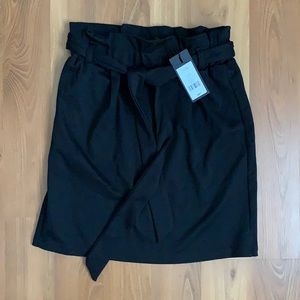 Dynamite paperbag black skirt, size XS